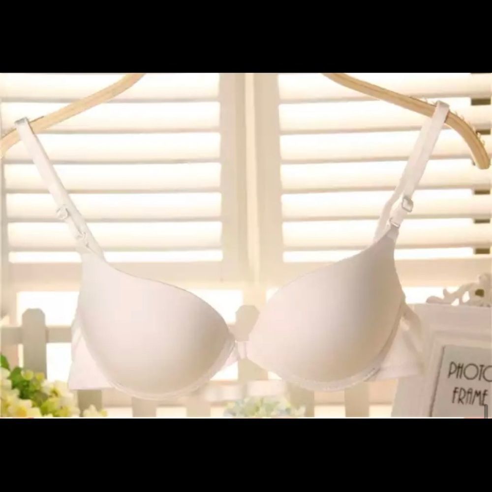 Clasp Front Bra - Picture 7 of 10
